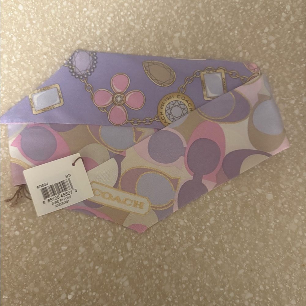 Coach NWT SCARF